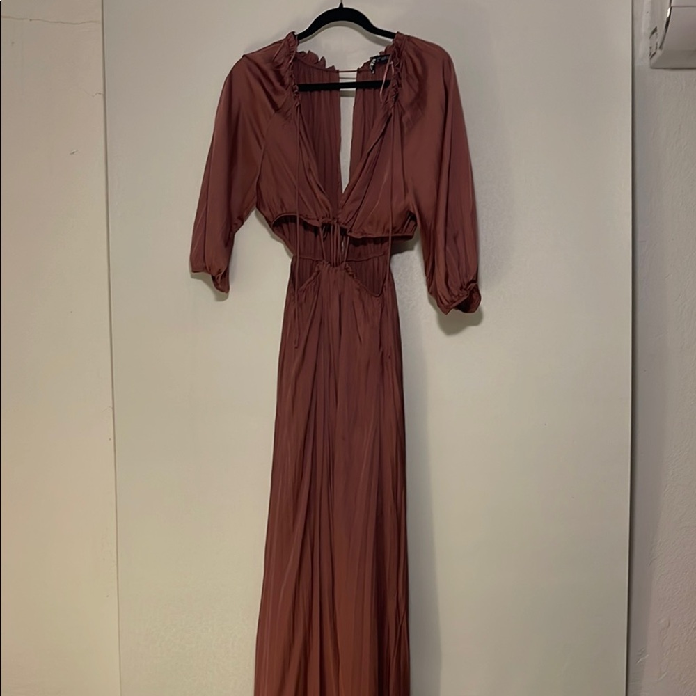Elegant Mauve Cut-Out Maxi Dress